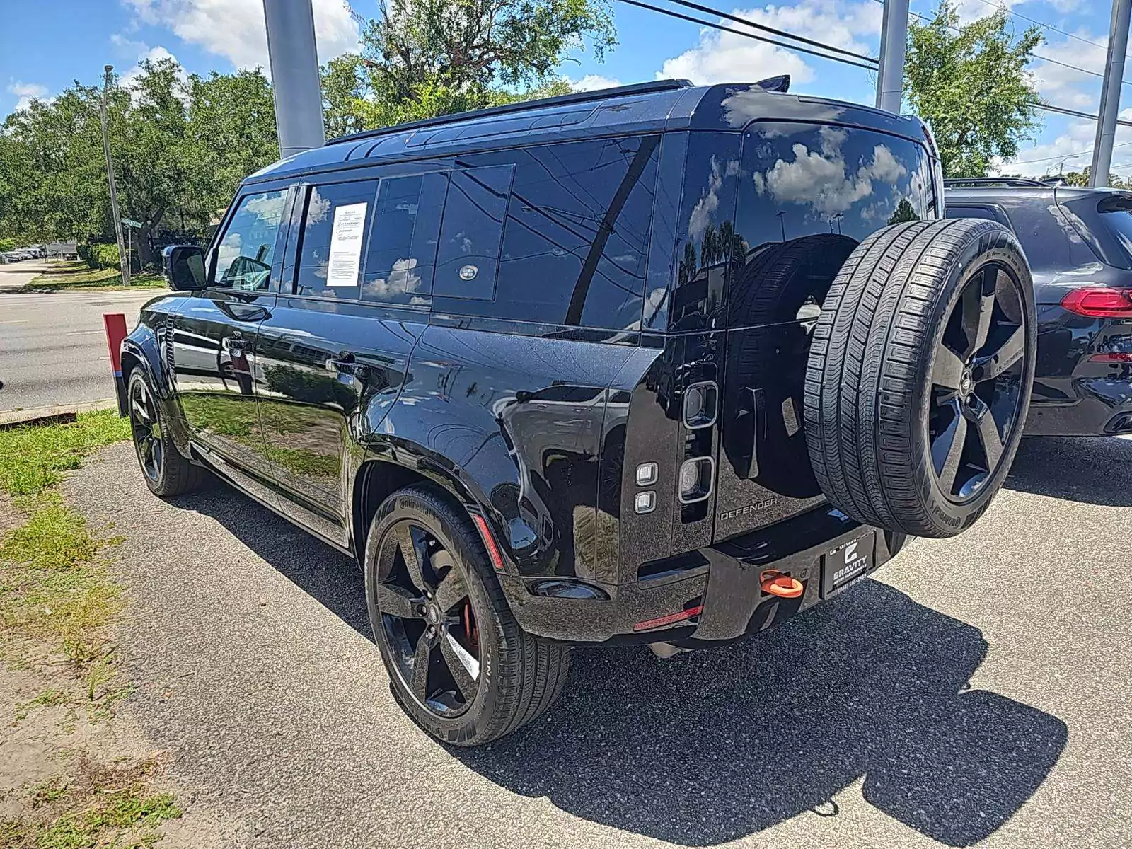 Land Rover Defender 110 X 2022 | Grand Car Land Rover Defender 110 X 2022 - доставка авто из США