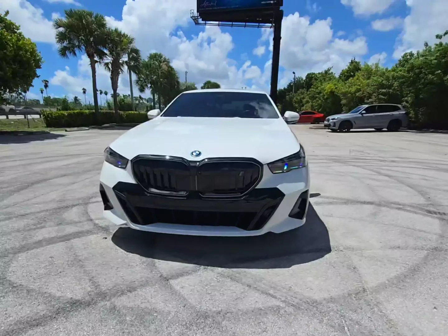 BMW i5 eDrive40 M SPORT LINE 2025 - доставка авто из США