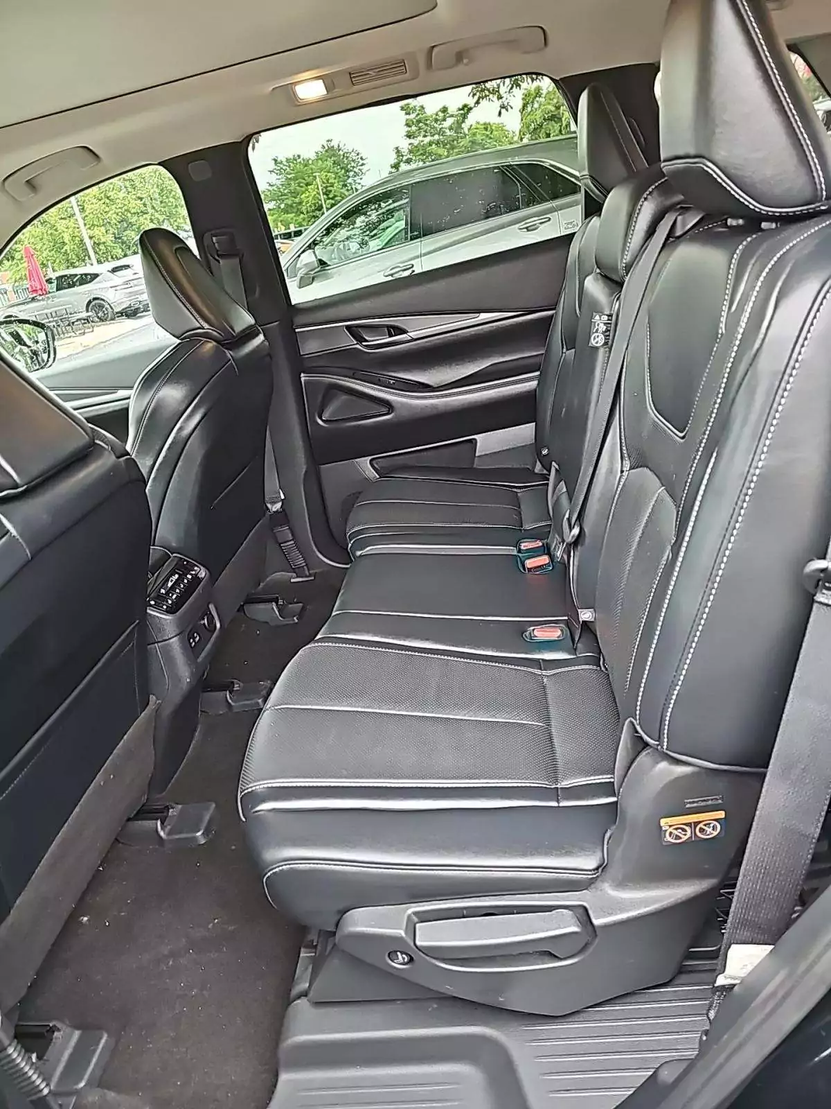 INFINITI QX60 LUXE 2023 | Grand Car INFINITI QX60 LUXE 2023 - доставка авто из США