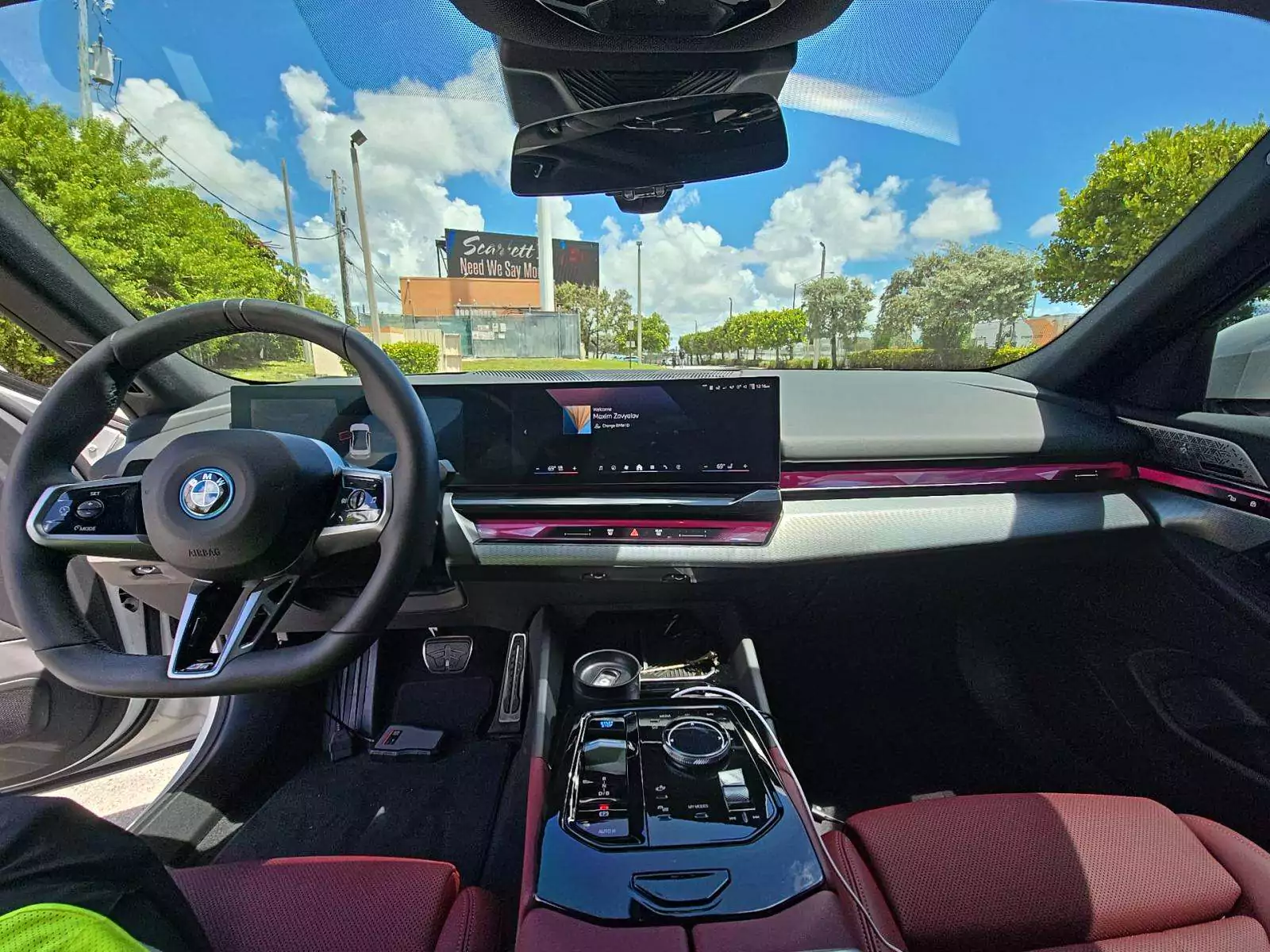 BMW i5 eDrive40 M SPORT LINE 2025 | Grand Car BMW i5 eDrive40 M SPORT LINE 2025 - доставка авто из США