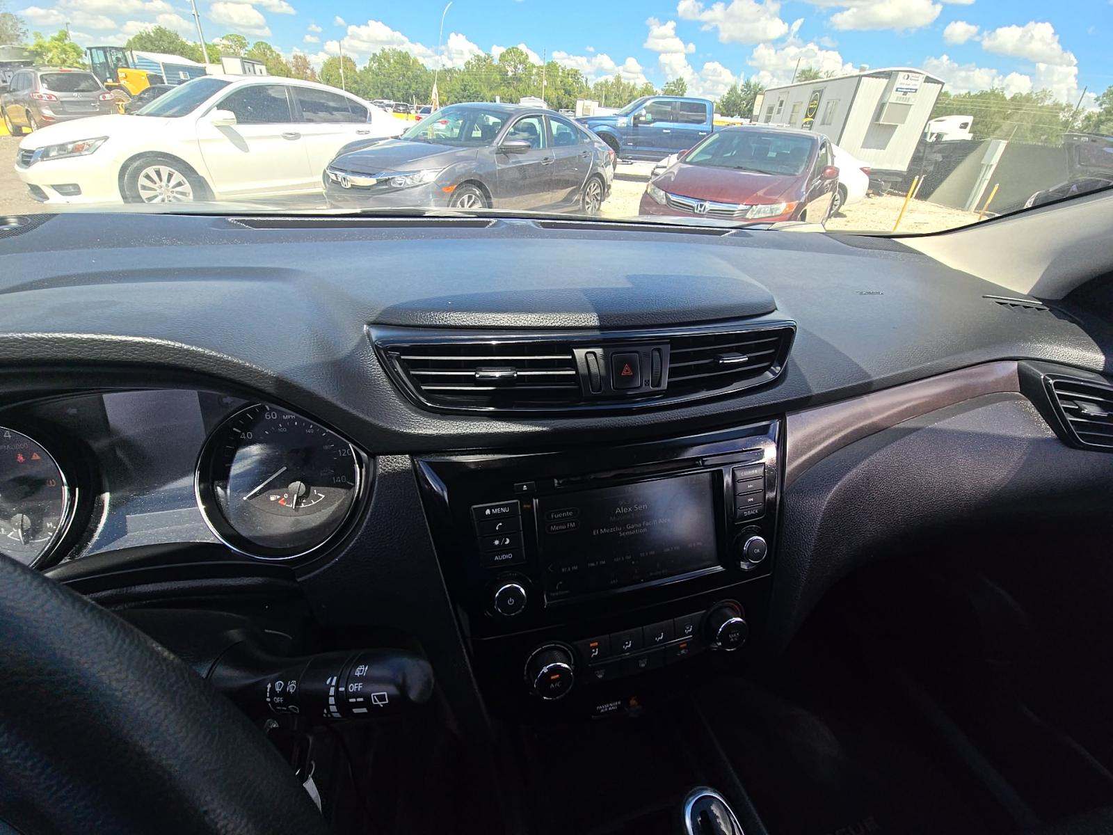 Nissan Rogue Sport S 2020 | Grand Car Nissan Rogue Sport S 2020 - доставка авто из США