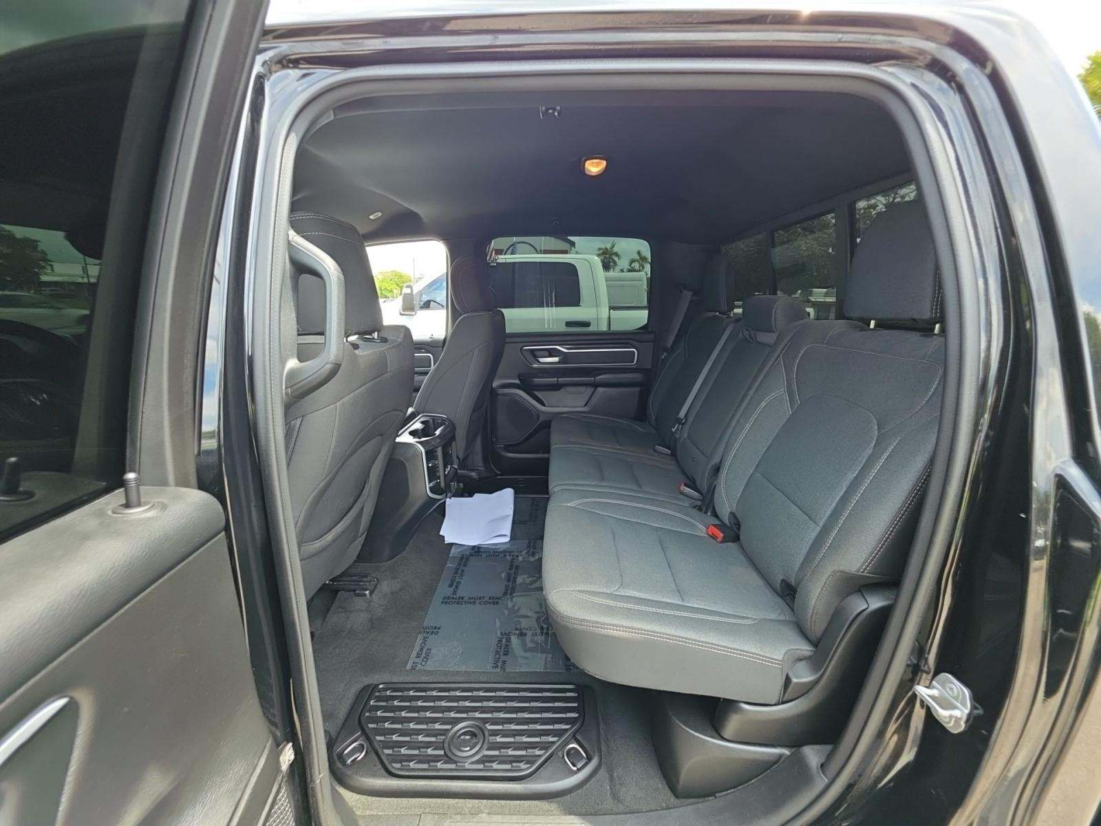 Ram 1500 Lone Star Crew Cab Short Bed 2022 | Grand Car Ram 1500 Lone Star Crew Cab Short Bed 2022 - доставка авто из США