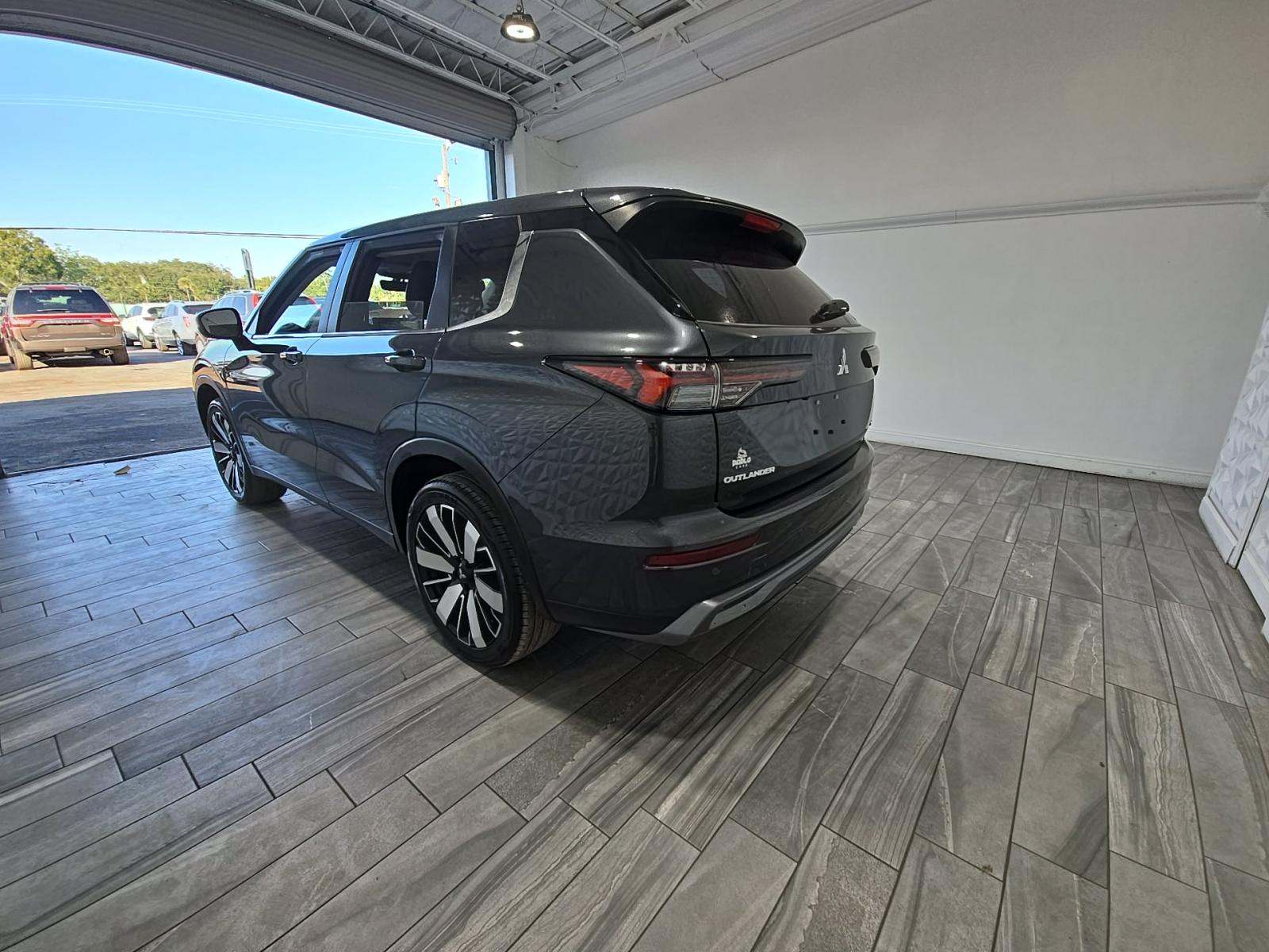Mitsubishi Outlander SE 2025 | Grand Car Mitsubishi Outlander SE 2025 - доставка авто из США