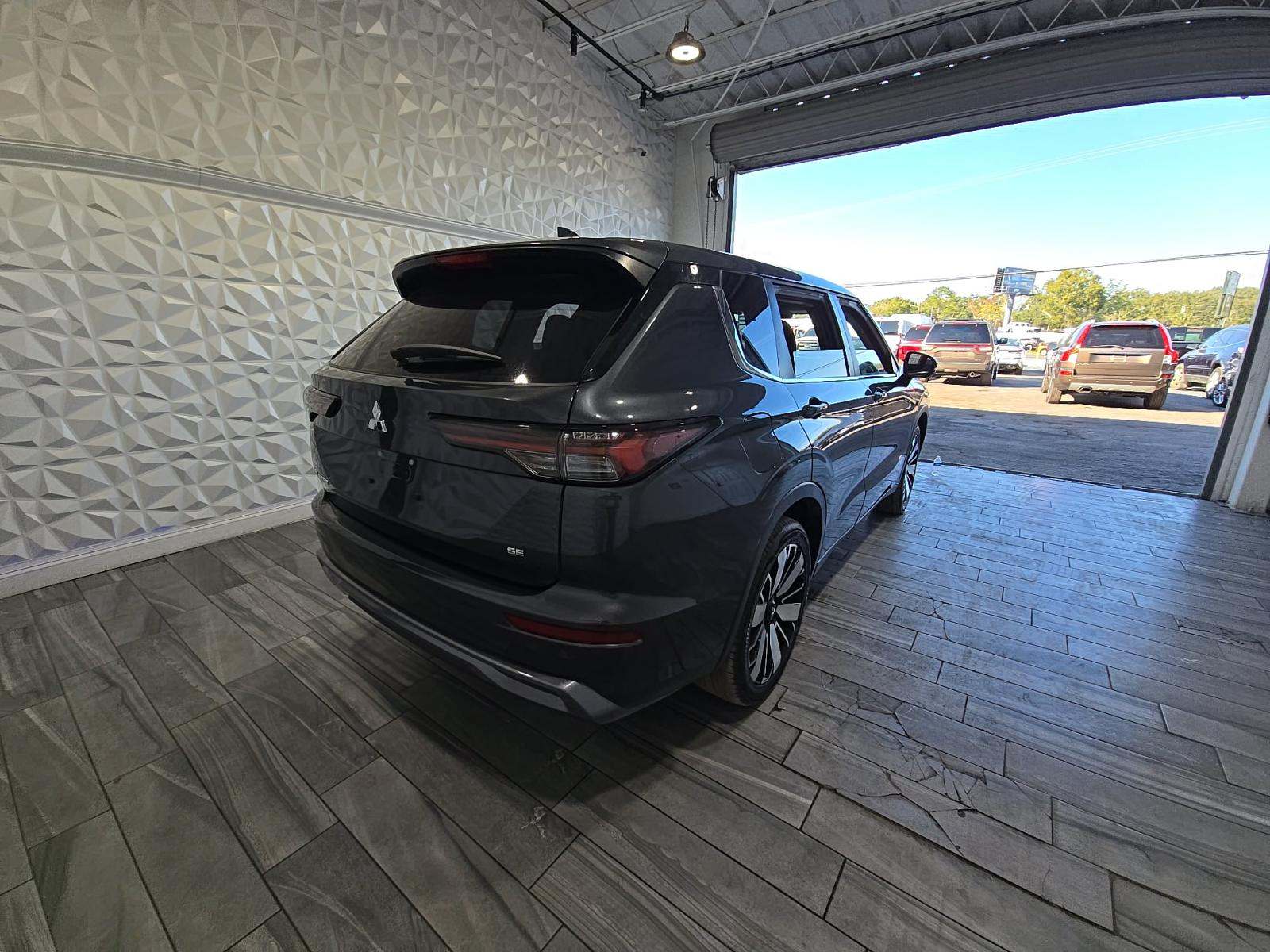 Mitsubishi Outlander SE 2025 | Grand Car Mitsubishi Outlander SE 2025 - доставка авто из США