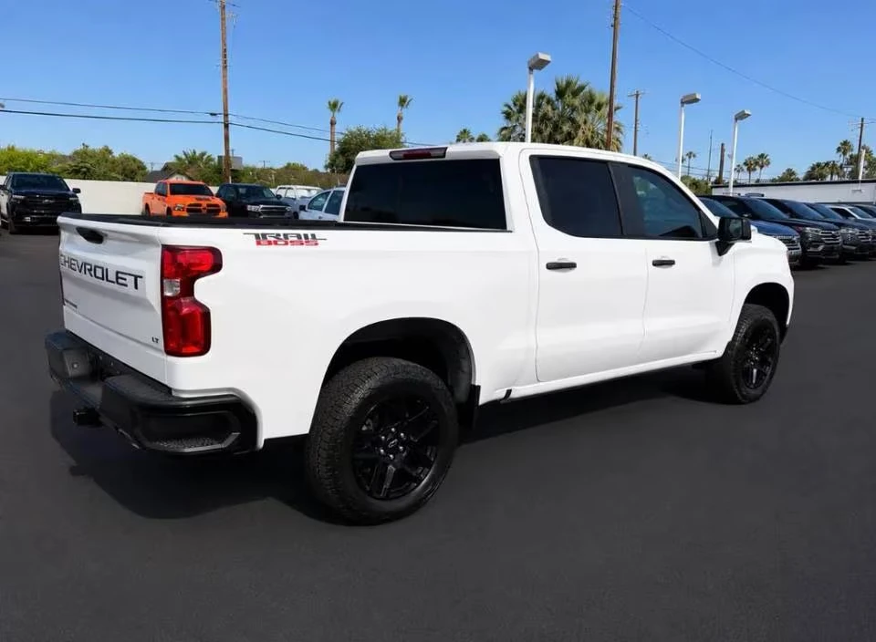 Chevrolet Silverado 1500 LT Trail Boss 2025 | Grand Car Chevrolet Silverado 1500 LT Trail Boss 2025 - доставка авто из США