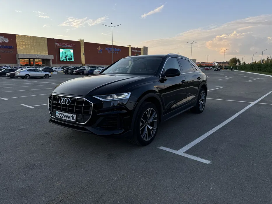 Audi Q8 2019 - доставка авто из США