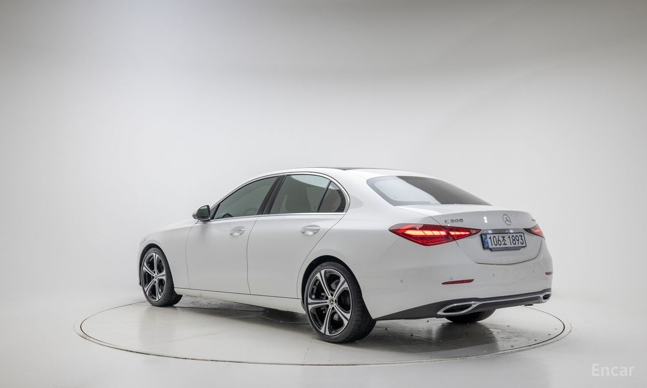 Mercedes-Benz C300 4MATIC Avantgarde 2024 | Grand Car Mercedes-Benz C300 4MATIC Avantgarde 2024 - доставка авто из США
