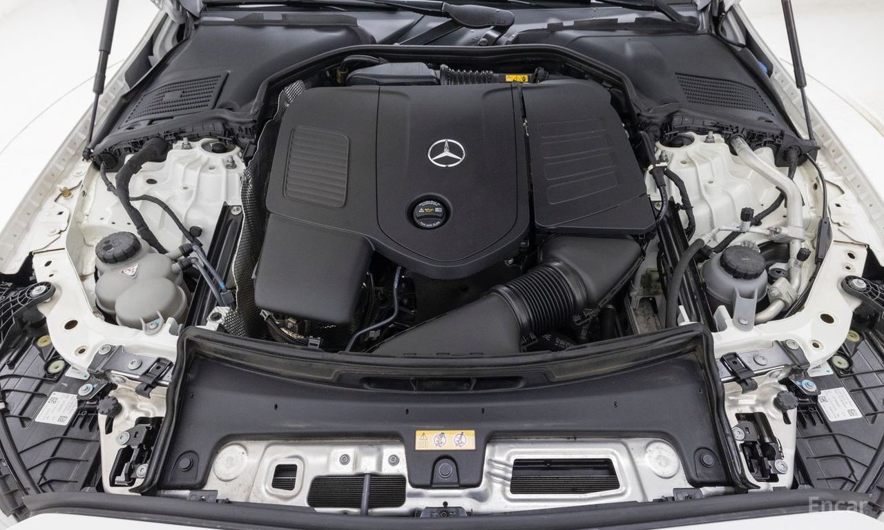 Mercedes-Benz C300 4MATIC Avantgarde 2024 | Grand Car Mercedes-Benz C300 4MATIC Avantgarde 2024 - доставка авто из США