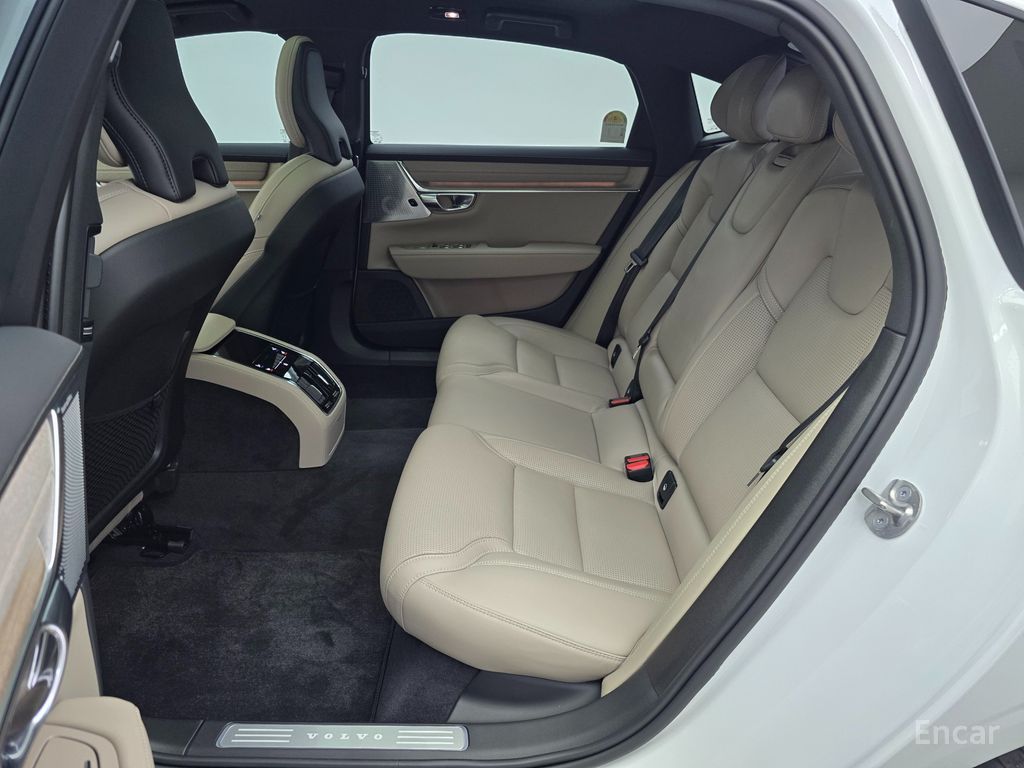 Volvo S90 B5 Ultra Bright 2026 | Grand Car Volvo S90 B5 Ultra Bright 2026 - доставка авто из США