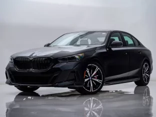 BMW 5 Series 550e xDrive 2025 - доставка авто из США