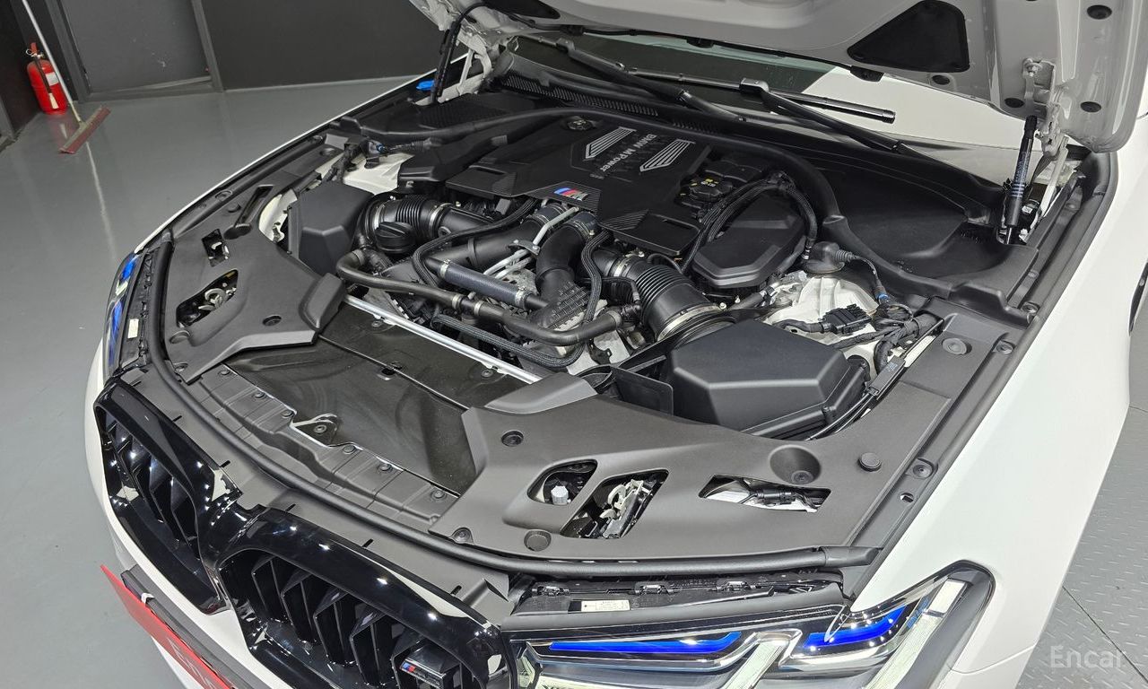 BMW M5 Sedan Competition 2023 | Grand Car BMW M5 Sedan Competition 2023 - доставка авто из США