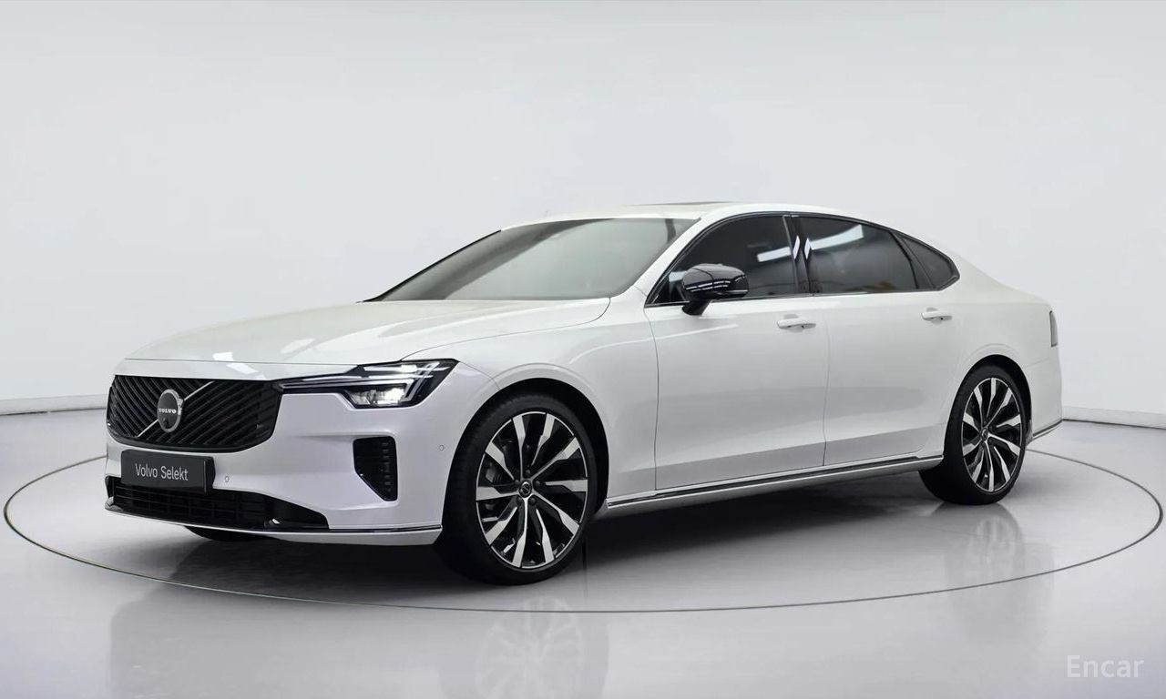Volvo S90 B5 Ultra Dark 2026 - доставка авто из США