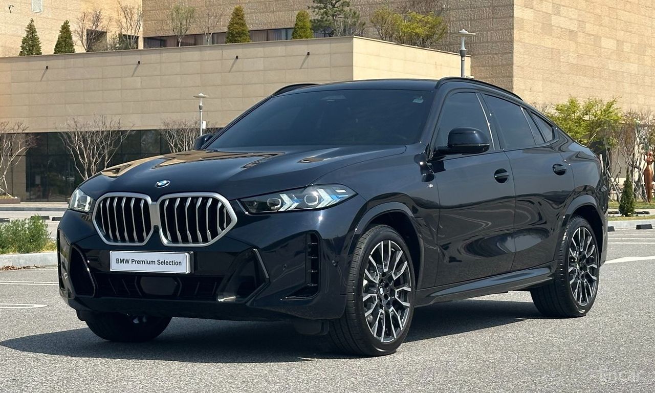 BMW X6 xDrive40i M Sport 2024 | Grand Car BMW X6 xDrive40i M Sport 2024 - доставка авто из США