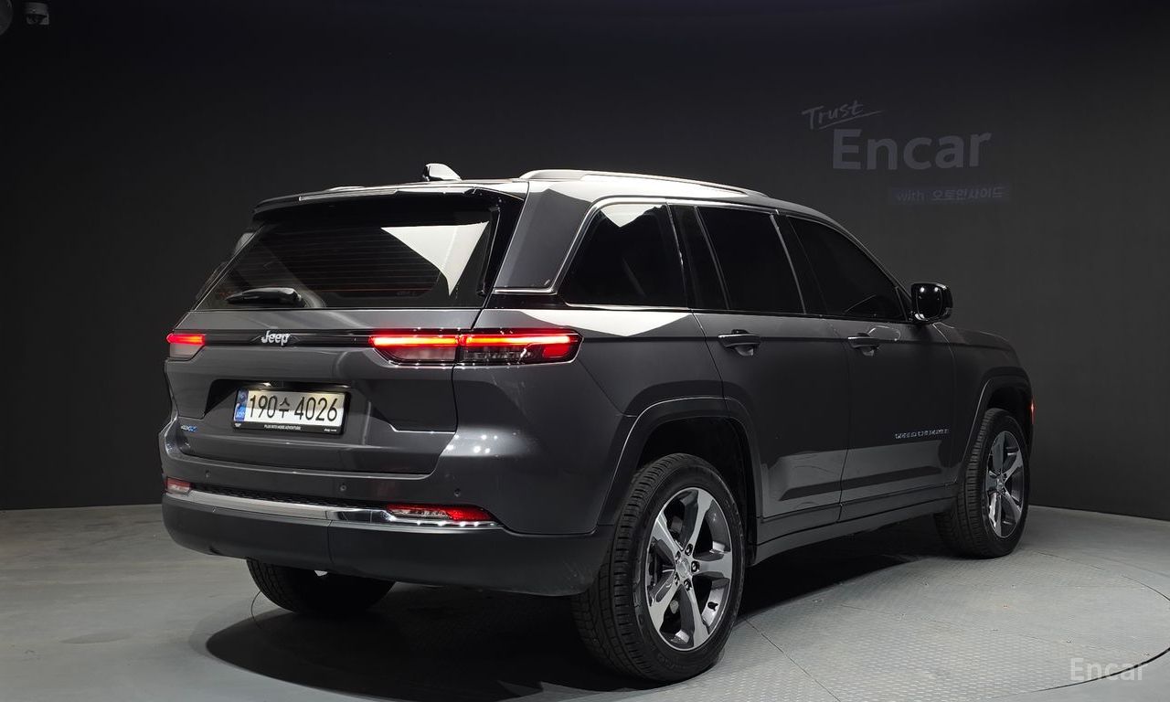 Jeep Grand Cherokee Limited 2024 | Grand Car Jeep Grand Cherokee Limited 2024 - доставка авто из США