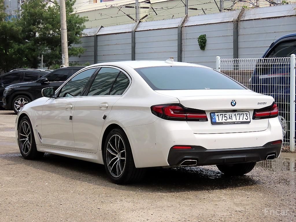 BMW 5 Series 520i M Sport 2023 | Grand Car BMW 5 Series 520i M Sport 2023 - доставка авто из США