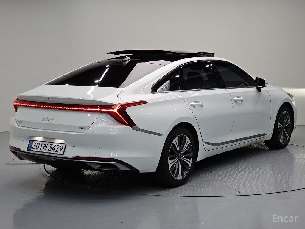 Kia K8 Hybrid Signature 2022 | Grand Car Kia K8 Hybrid Signature 2022 - доставка авто из США