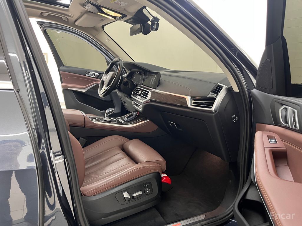 BMW X5 xDrive40i xLine 2022 | Grand Car BMW X5 xDrive40i xLine 2022 - доставка авто из США
