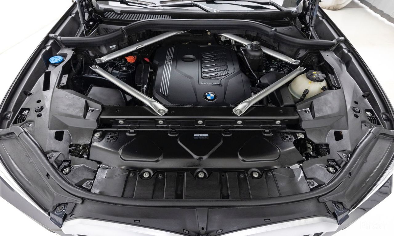 BMW X6 xDrive40i M Sport 2023 | Grand Car BMW X6 xDrive40i M Sport 2023 - доставка авто из США
