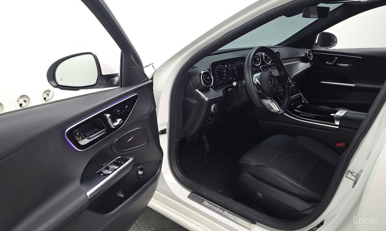 Mercedes-Benz C-Class 4MATIC Avantgarde 2024 | Grand Car Mercedes-Benz C-Class 4MATIC Avantgarde 2024 - доставка авто из США