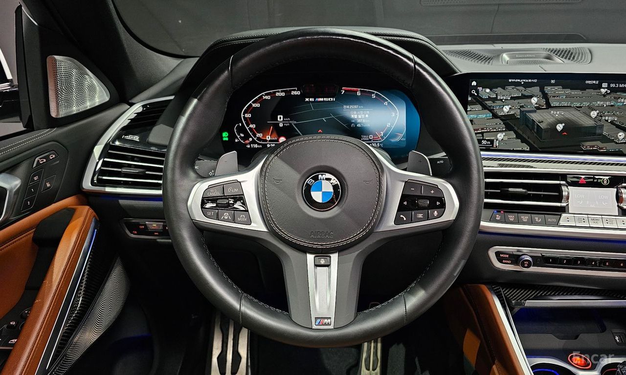 BMW X6 M50i 2023 | Grand Car BMW X6 M50i 2023 - доставка авто из США